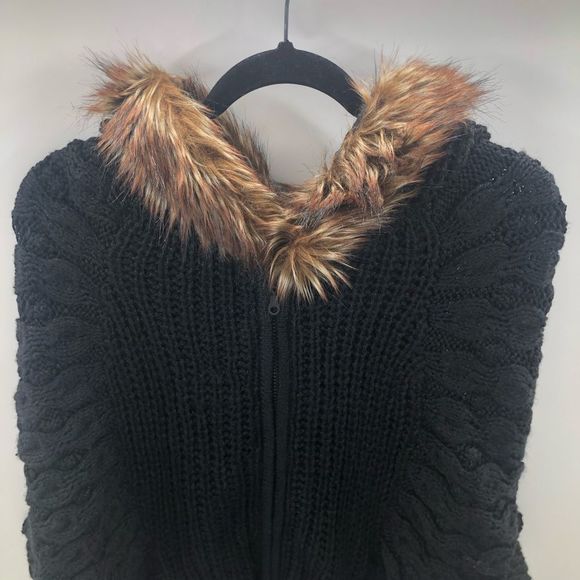 NWT ROMEO & JULIET COUTURE sweater jacket - Picture 3 of 5